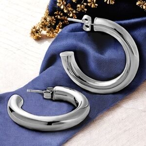 🆕️Chunky 18K Gold Plated C-Hoop Earrings Minimalist | Bold & Timeless Style ✨